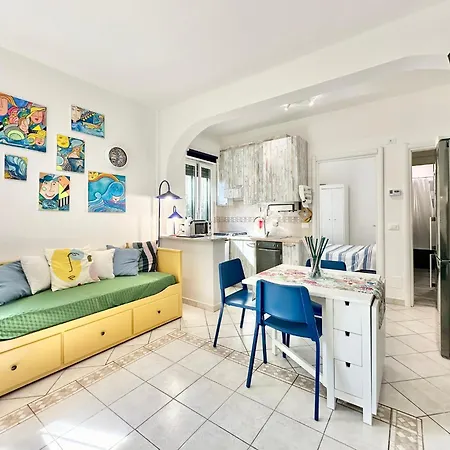 Apartamento Hostdomus - Casetta Bouganville Borgio Verezzi
